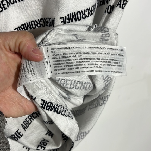Abercrombie Kids White Abercrombie Graphic Cotton Tee Shirt Size 15/16 - Picture 4 of 5